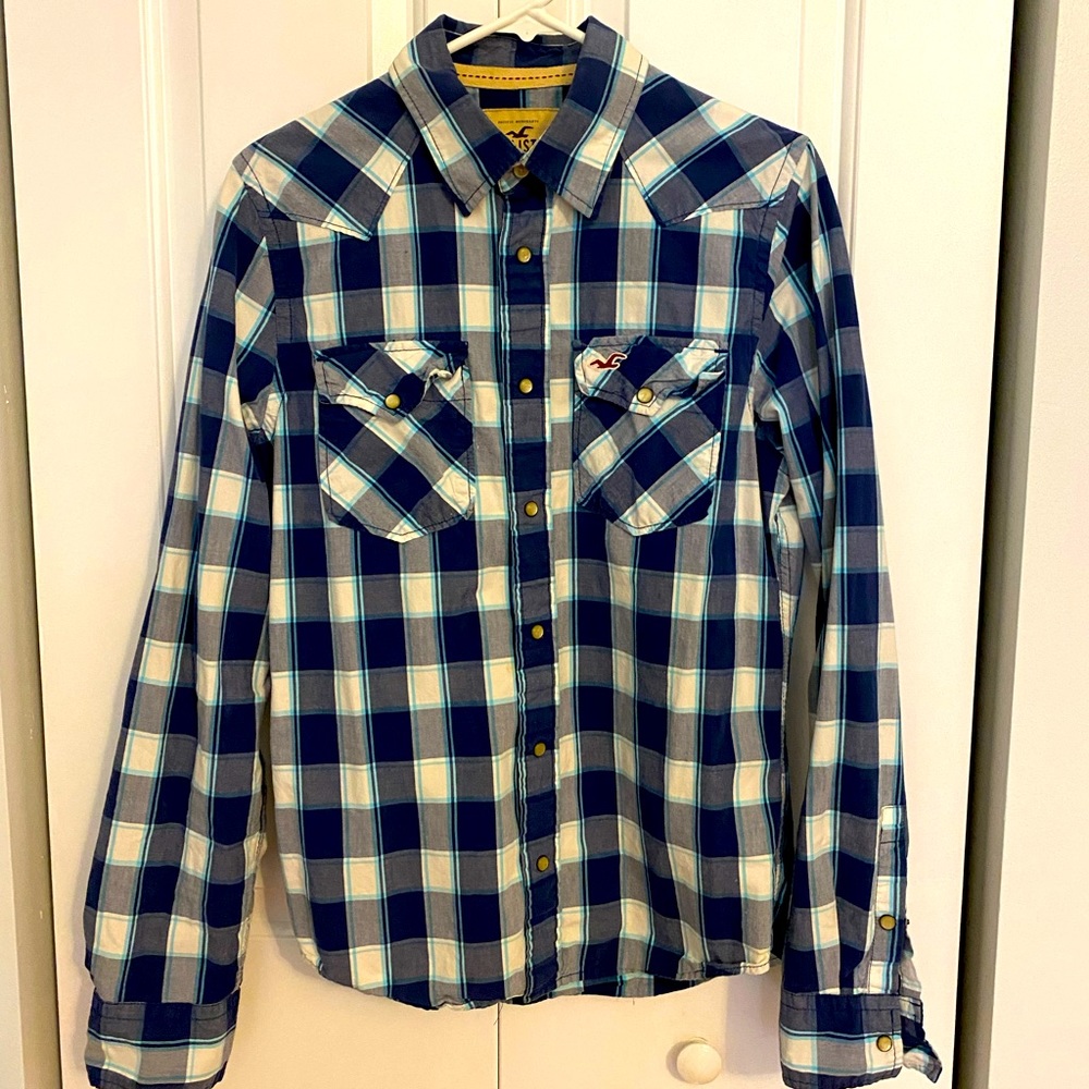 Hollister Men’s Medium plaid pearl snap long sleeve button down